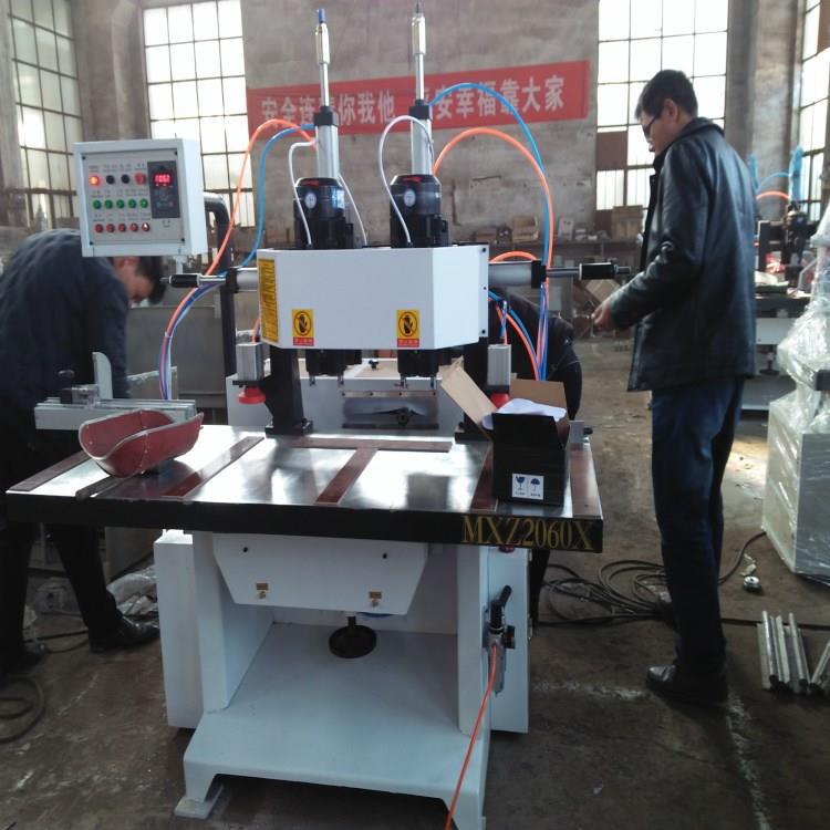 青岛木工机械厂家木门开锁孔机MXZ2060Z双头门锁开槽机