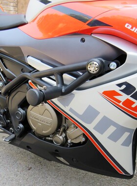 赛255竞技杠险车保跑杠护杠QJ200GS-29E防摔杠特技保护R250改装件