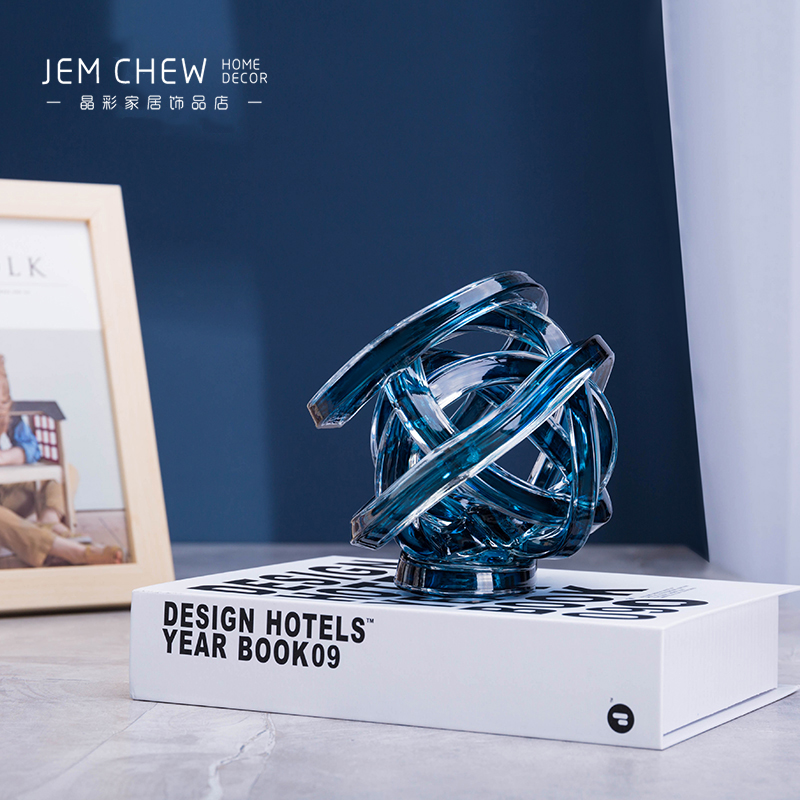 现代轻奢结婚礼物蓝色玻璃透明麻球样板水晶创意艺术饰品软装摆件