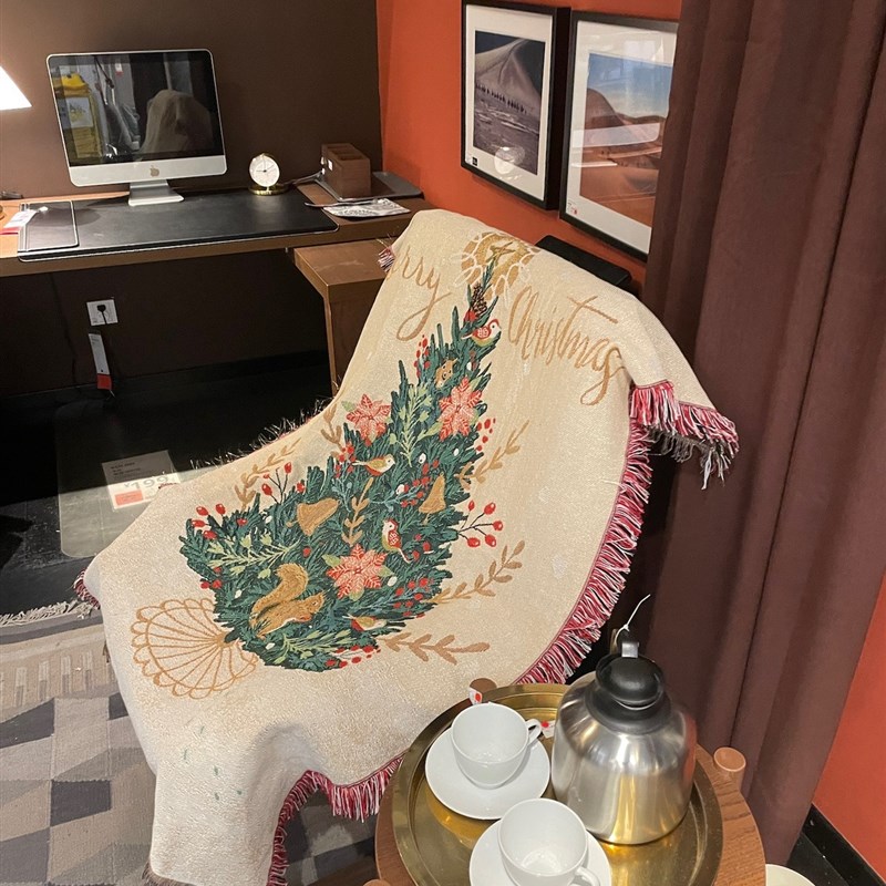 Merry Christmas 圣诞节松鼠松树90*150床头毯铺椅子铺沙发毯子