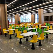 食堂连体餐桌椅4人学生员工小吃饭店面馆工厂餐桌椅组合6人不锈钢