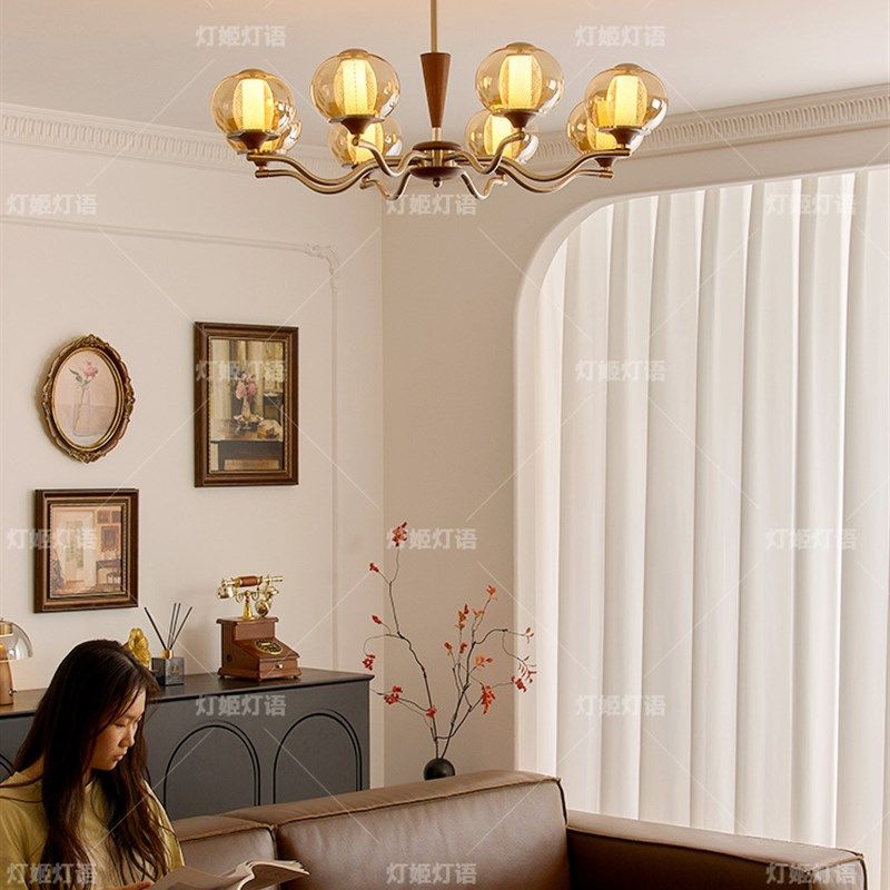 法式中古风客厅吊灯主灯2025新款覆古H胡桃琥珀色卧室餐厅中山灯
