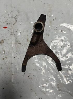 拖拉机变速箱拨叉潍坊413D拨叉 拨叉轴原厂配套产品