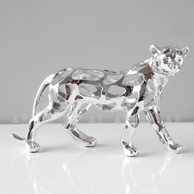 现FSB593代约轻奢意金钱豹金属摆件样板房创客厅玄关柜电简视书柜