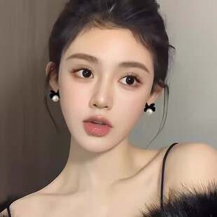 黑色蝴蝶结耳钉纯银2026新款爆款高级感珍珠小众耳环耳饰气质轻奢