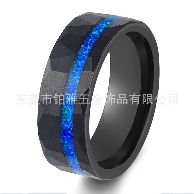 欧美热卖婚戒电黑8mm锤纹钨钢戒指镶蓝色澳宝