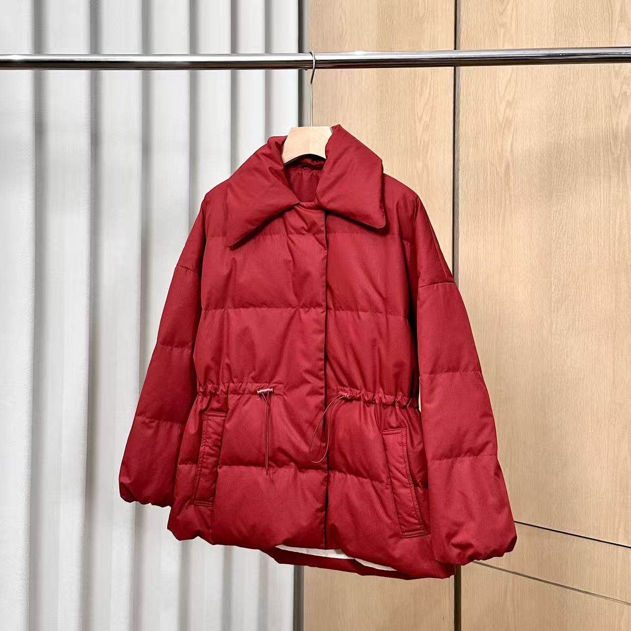 【妍妍粉丝专享】翻领收腰束腰型羽绒服抽绳外套ONWY105125850