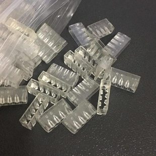 七类水晶头理线槽排线器支架导线槽超六类1.5大孔径卡子100个一包