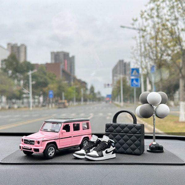 2023新款网红车内中控台装饰男生创意汽车女生高档内饰车载摆件,汽车用品/电子/清洗/改装,摆件,淘宝优惠券,粉丝福利购,淘宝优惠卷