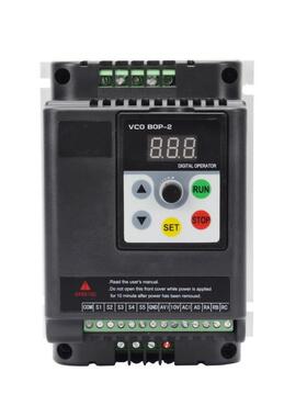 变频器08.HCS40.751.52.2KW34.5575单220./三相30V电机调速器