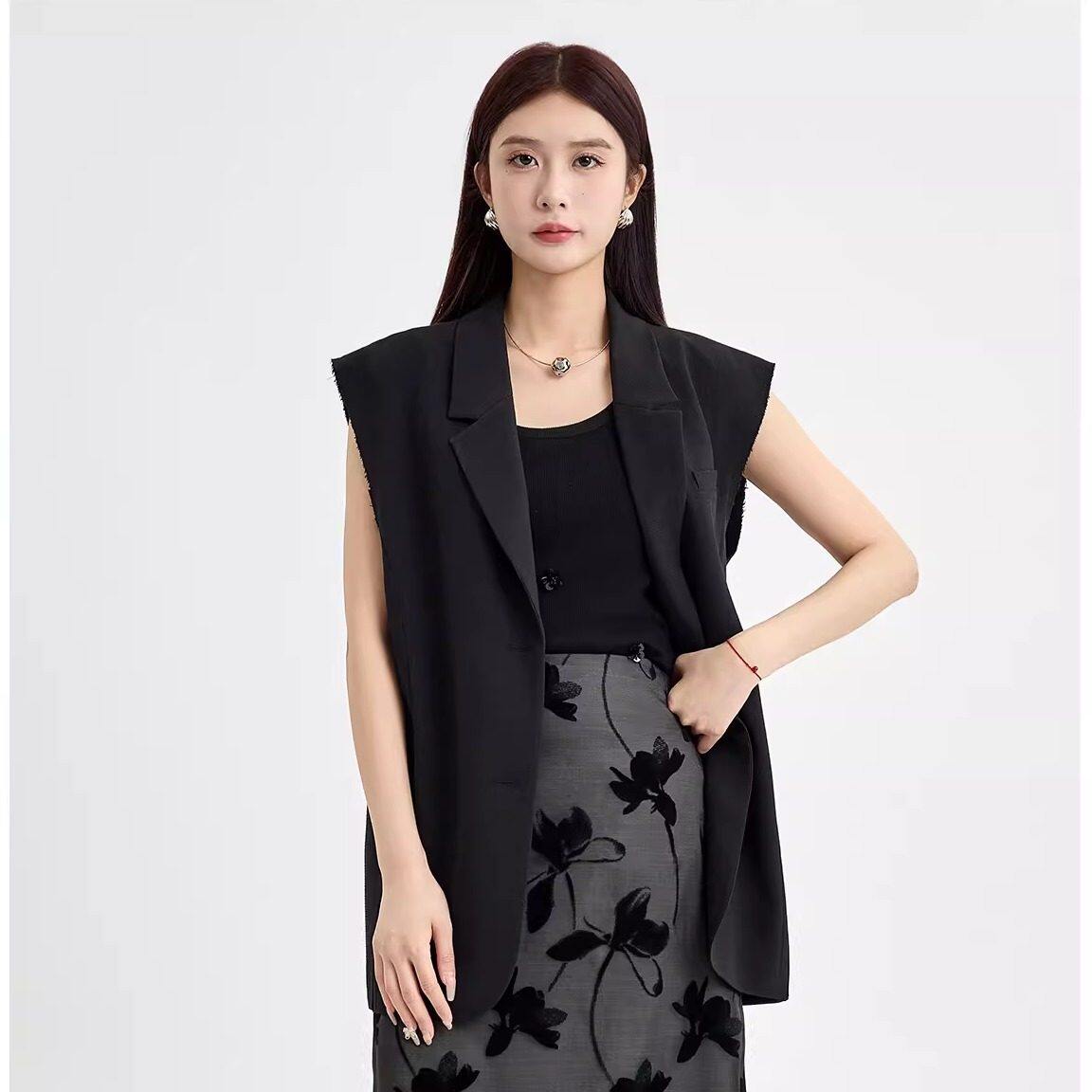 蜜澳早春漂亮穿搭西装马甲女小个子无袖坎肩中长款显瘦遮肉外套