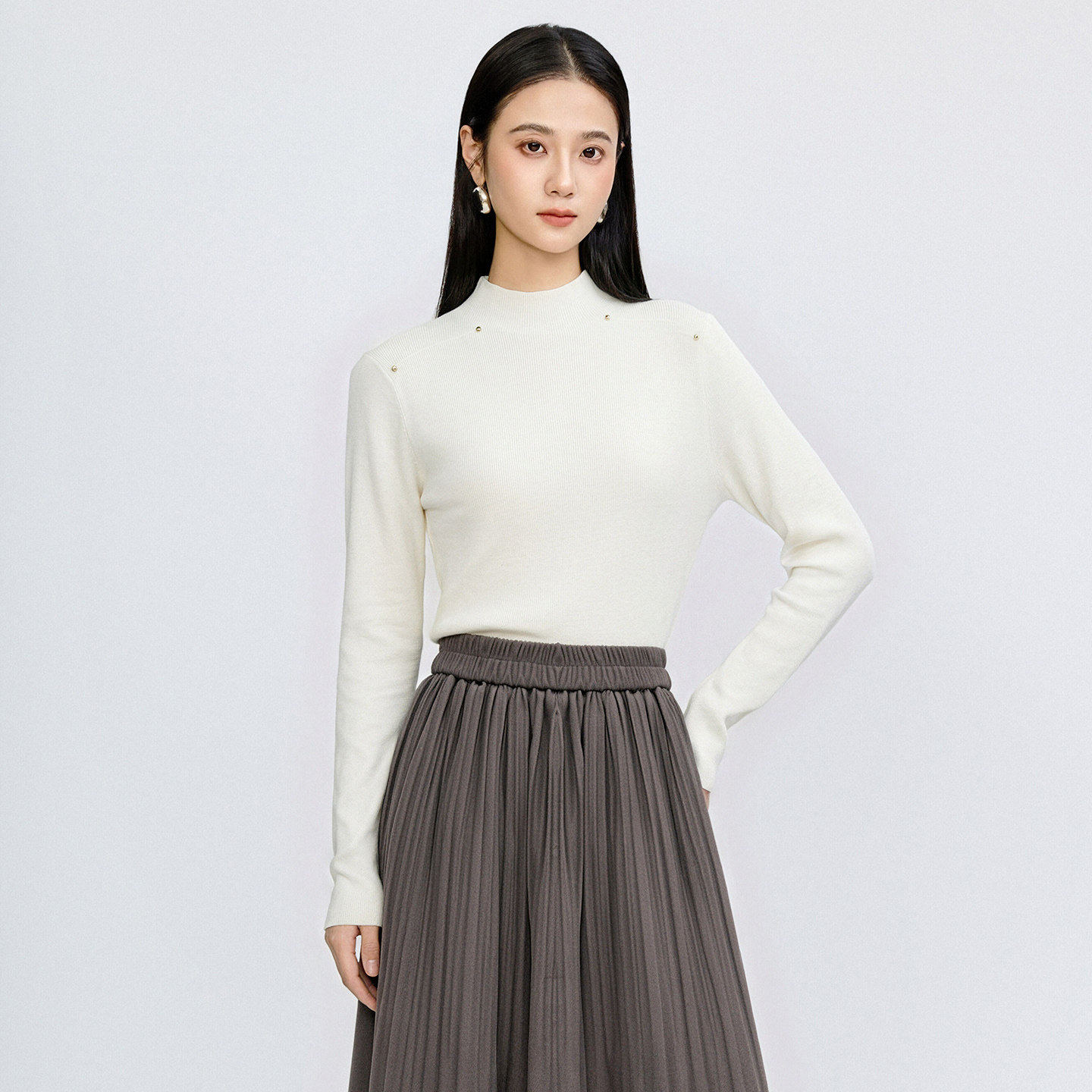 高智感秋季慵懒风女针织打底衫