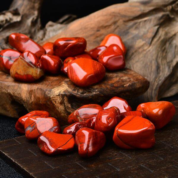 天然红碧玉碎石大块鸡血石原石手把件把玩红色石头鱼缸造景装饰石