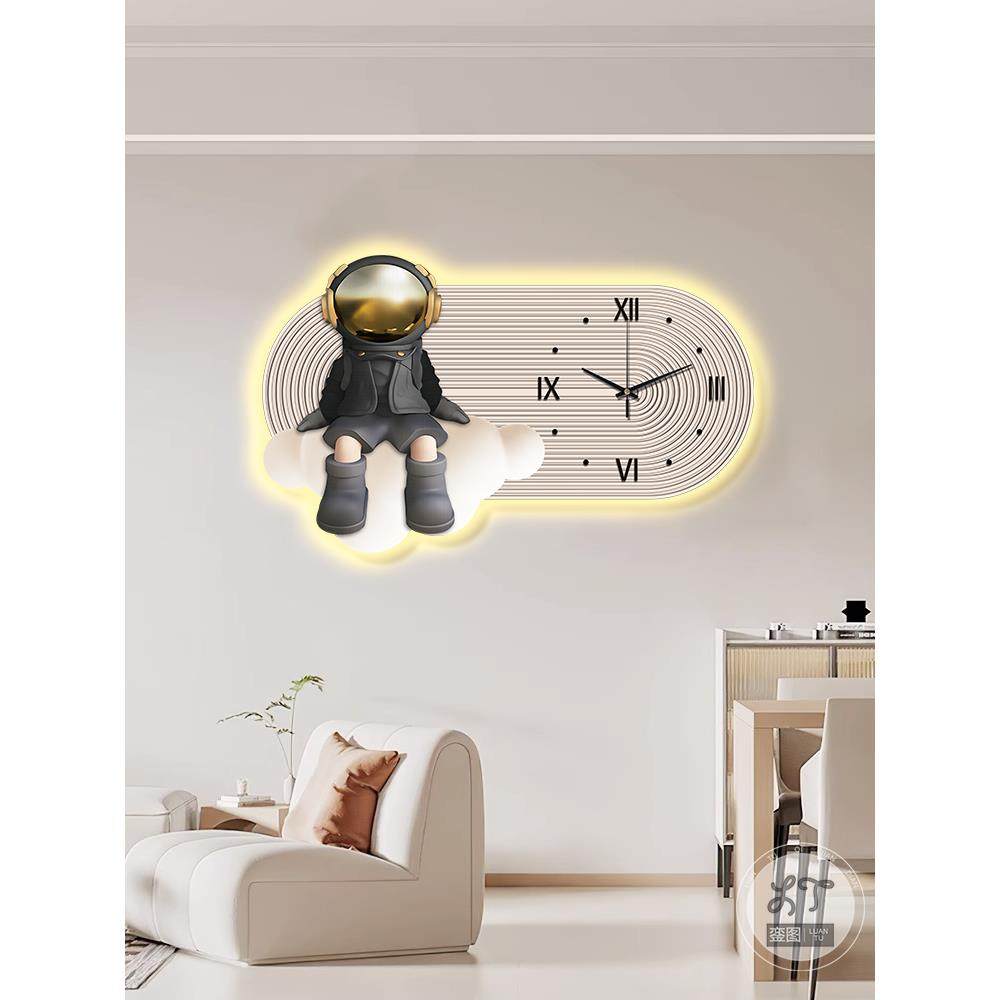 轻奢简约餐厅装饰画创意太空人钟表画卧室床头带表挂画挂钟发光画