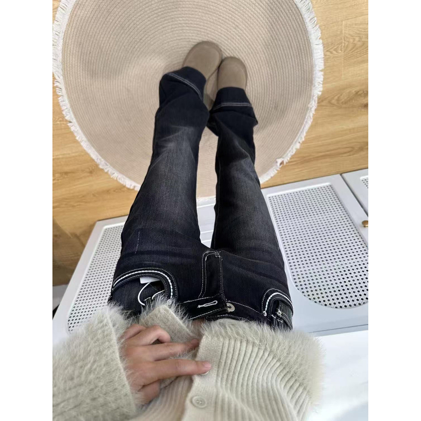 小个子低腰微喇做旧弹力牛仔裤女图片