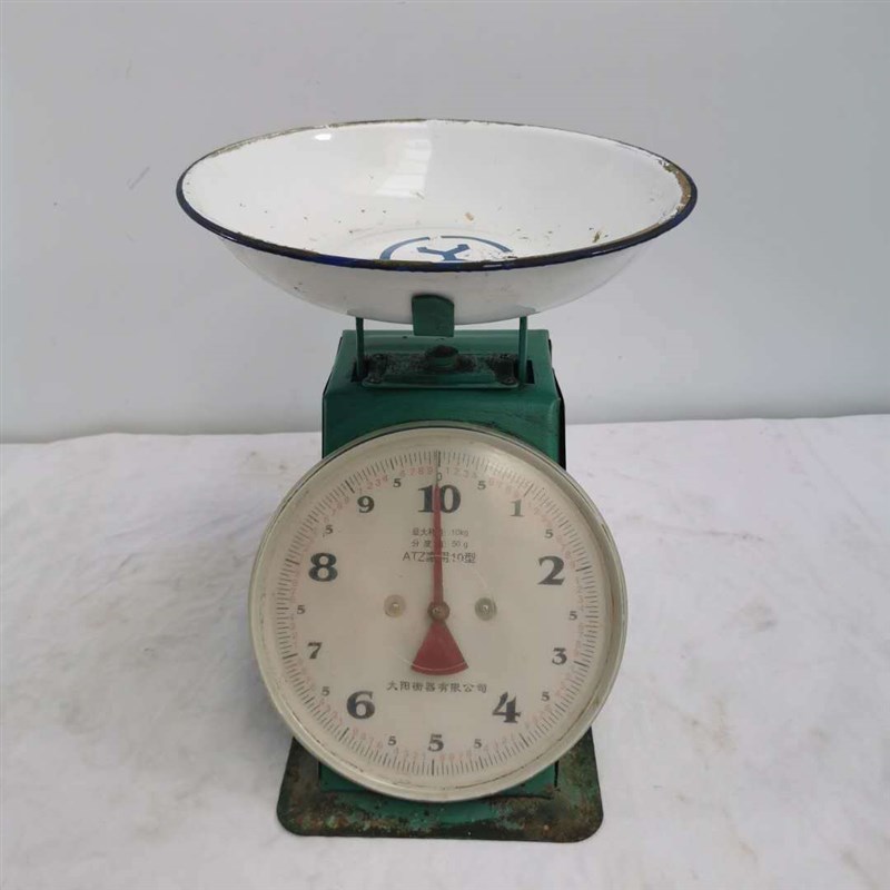 民俗老物件怀旧收藏天平秤弹簧秤老台秤托盘秤供销社影视道具摆件