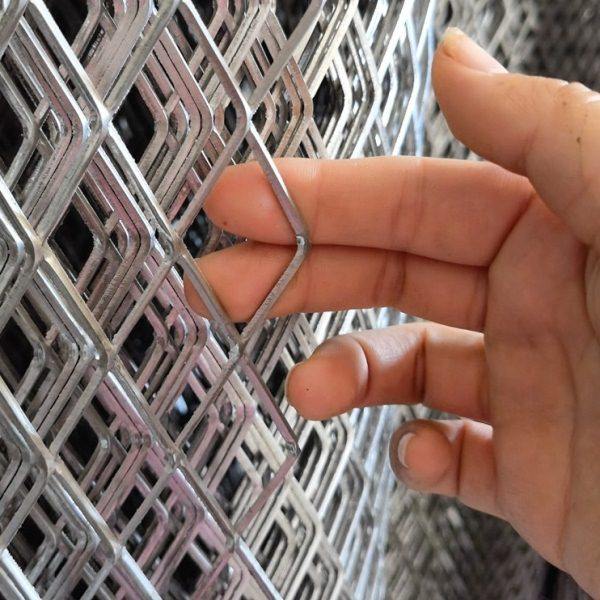 不锈钢钢板网菱形网防盗窗304过滤网机械防护罩脚踏防坠 冲拉伸网