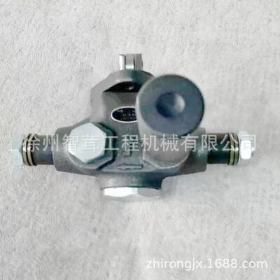 徐工2022吨压路机手压泵上柴6114发动机高压输油泵配件