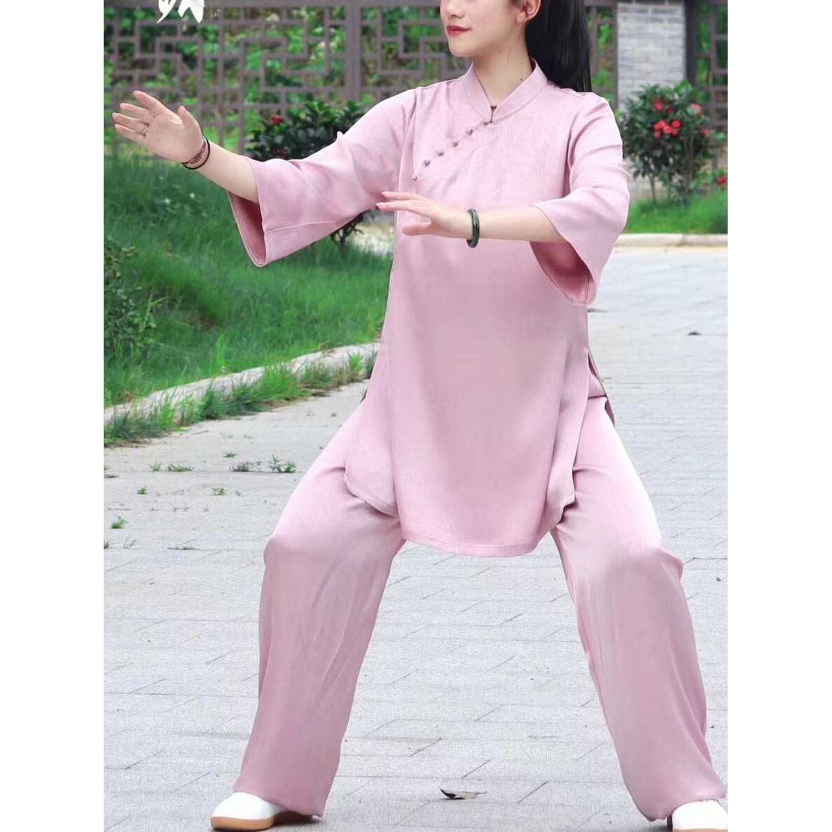 （女）重磅醋酸暗纹压花斜襟七分喇叭袖太极练功服武术表演服