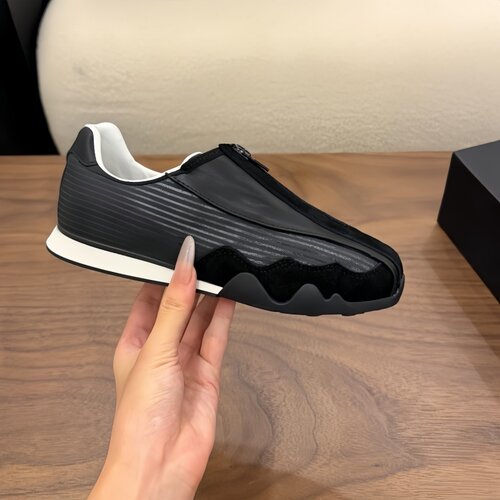 维多娜真皮德训鞋女黑色新款