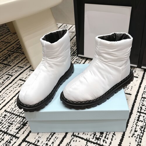 羊皮毛一体保暖防水防滑雪地靴女