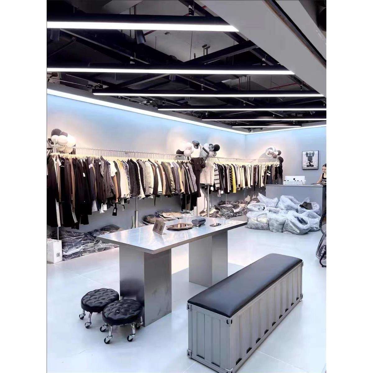 服装店陈列道具饰品展示桌子中间摆放流水台长方形不锈钢中岛展台