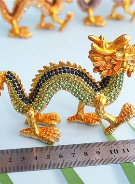 漂亮合金镶钻生肖摆件家居摆件龙马上封侯酒柜办公桌家居装饰品