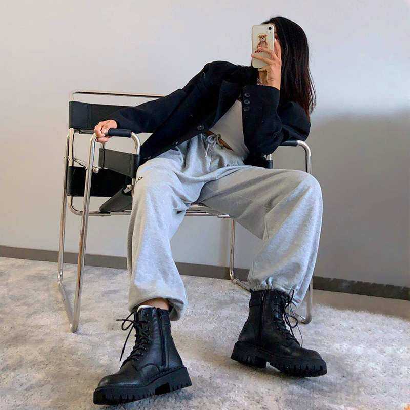 网红轻奢客厅沙发梳妆成人简约黑色白色舒适瓦西里休闲不锈钢躺椅