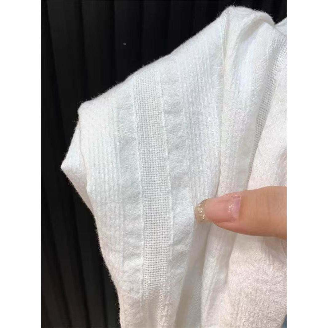 法式气质v领蕾丝木耳花边白色衬衫女秋季新款独特别致长袖上衣ins