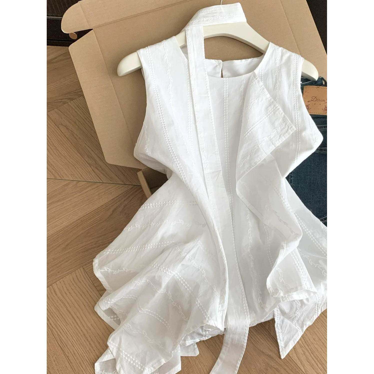 法式温柔风白色刺绣飘带无袖衬衫女夏季韩系不规则荷叶边背心上衣