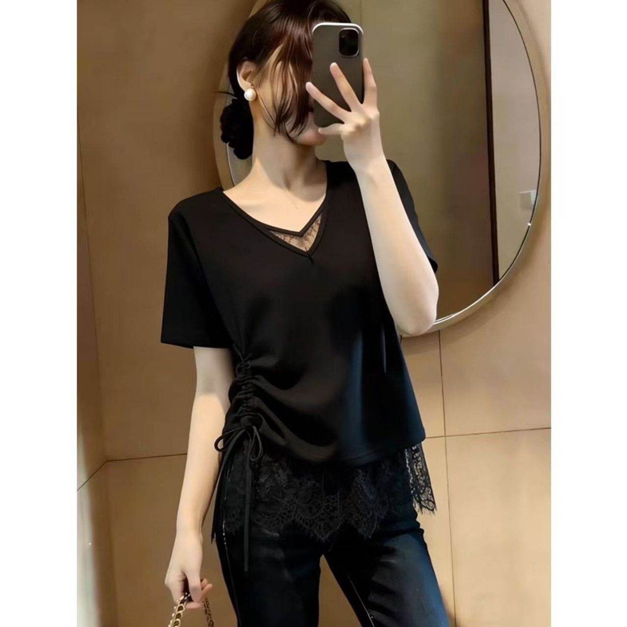 设计感蕾丝拼接v领短袖t恤女2026夏装大码胖mm遮肉显瘦超好看上衣