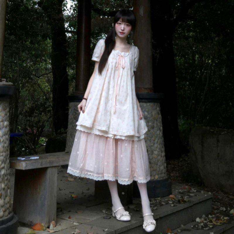 温柔甜美松弛感套装夏日新品宽松显瘦碎花上衣搭配蕾丝拼接半身裙