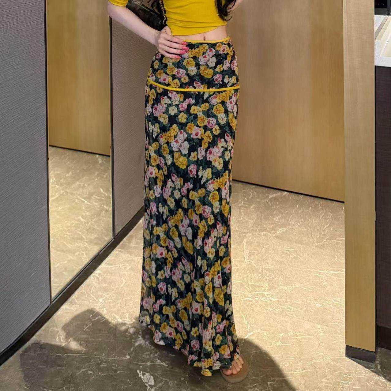 夏季小妈风套装多巴胺穿搭超仙碎花半身裙长款垂坠感T恤一整套女