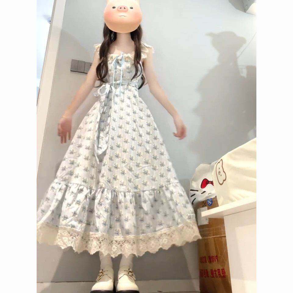 学院两件套法式温柔甜美蕾丝拼接碎花连衣裙搭配防晒开衫蓝色披肩