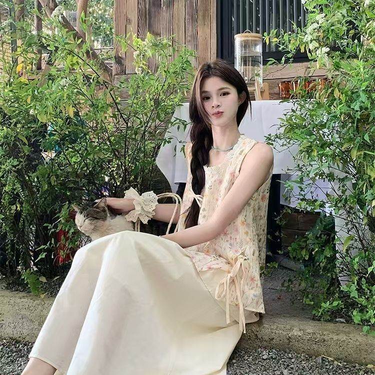 小清新碎花系带花边无袖上衣高腰中长款半身裙女2025夏季时尚套装