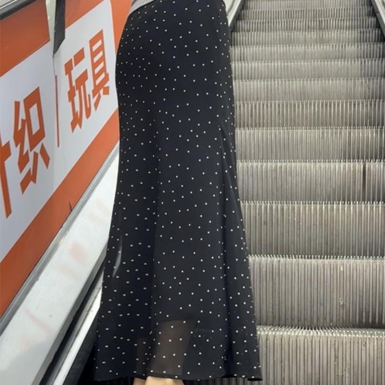 法式波点半身裙女夏季2026新款裙子高腰显瘦黑色包臀鱼尾裙长裙