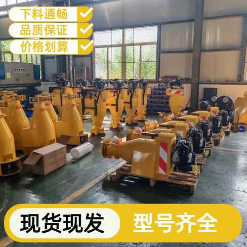 汽油动力后挂式融雪剂撒盐机 大面积积雪除雪设备 道路撒布机