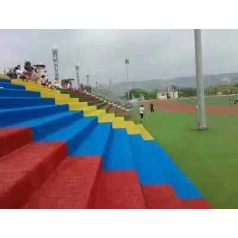 幼儿园四色彩虹跑道草坪室内户外装饰彩色人造草坪幼儿园图案草坪