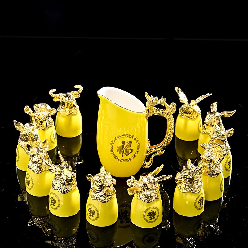 厂家12十二生肖兽首陶瓷酒杯套装分酒器商务酒厂送礼酒具套装logo