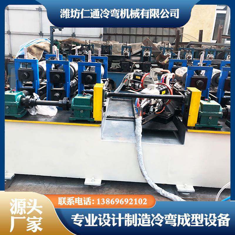 车厢板成型设备厢板冷弯设备车斗挡板成型机货车尾板滚压成型