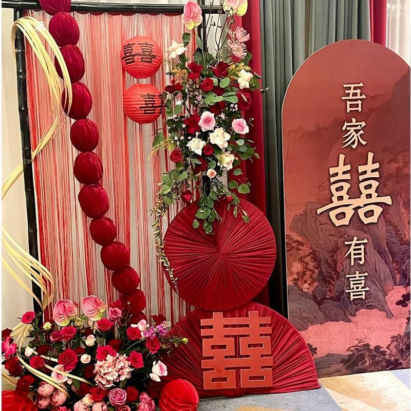 新款婚庆道具铁艺几何屏风摆件婚礼舞台装饰订婚方形门架婚礼花架