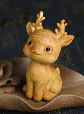 黄杨木财梅花鹿可爱卡通手把件实木雕刻桌面摆件送礼品好运礼物