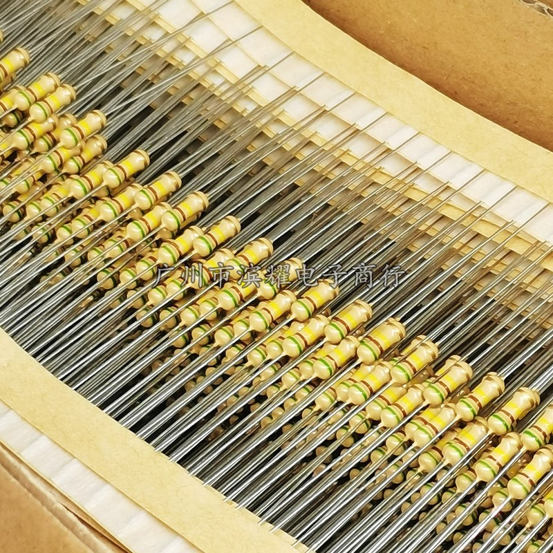 (5000只) 1/4W 0.25W 0R 1R 1R5 2R2 3R3 3R6 3R9编带5%碳膜电阻