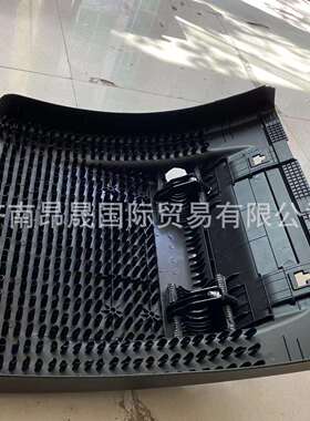 WG9925955056一体式后桥后轮罩重汽HOWOT7H汕德卡C7HC9H配件