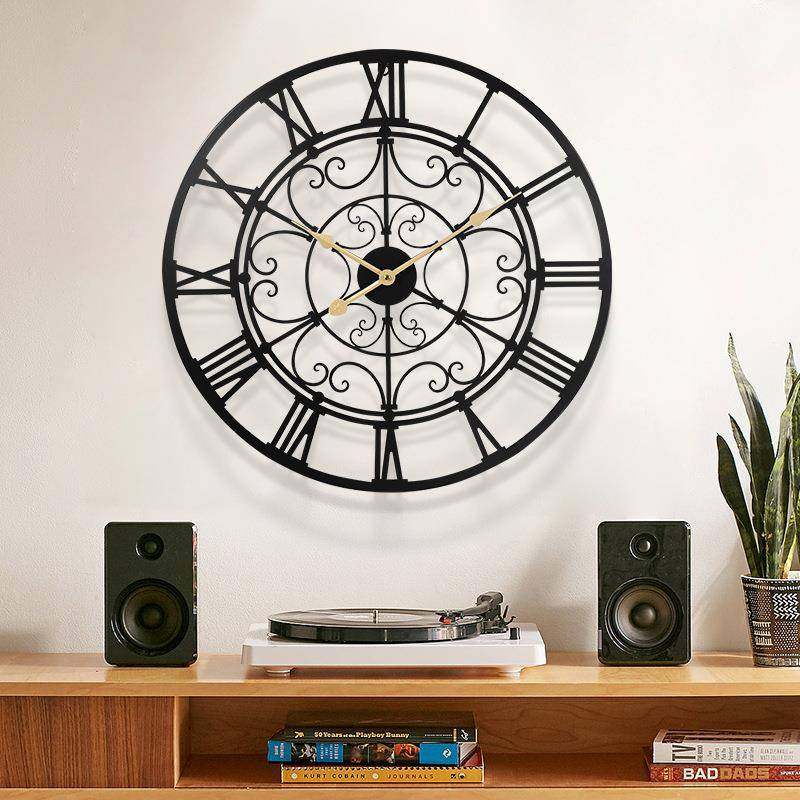 新款北欧轻奢创意静音钟表客厅玄关挂钟铁艺简约小时钟时尚