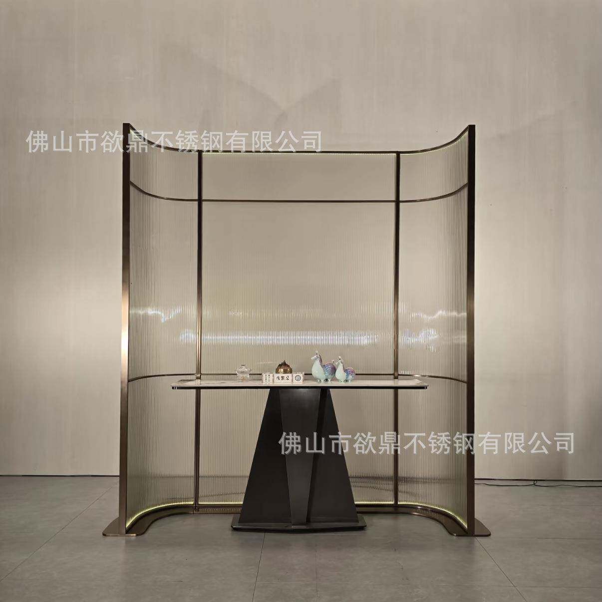 不锈钢弧形玻璃隔断服装店落地式屏风现代简约夹丝艺术水波纹玻璃