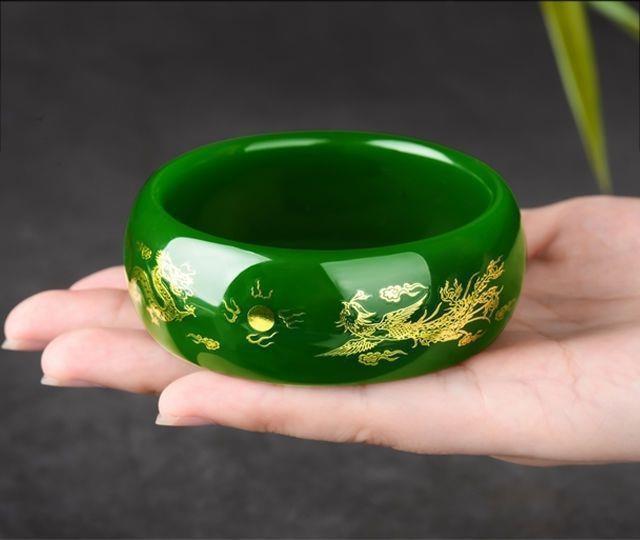 天然正品新疆和田玉手镯碧玉菠菜绿描金加宽玉石手镯女款图片
