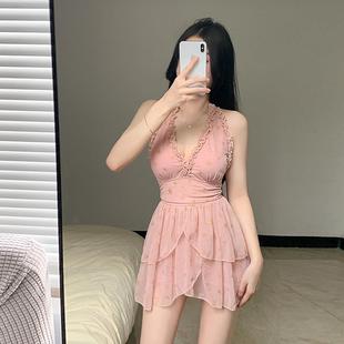 连体裙式 吊带泳衣泡温泉海边度假遮肚显瘦少女保守小胸聚拢新款