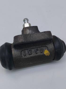 叉车配件斗山前移式叉车BR13/BR15/BR18J5前轮左刹车制动分泵轮缸