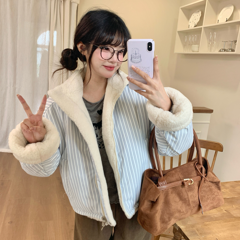 实拍美式复古条纹两面穿羊羔绒棉服2025冬季新款女宽松加厚外套
